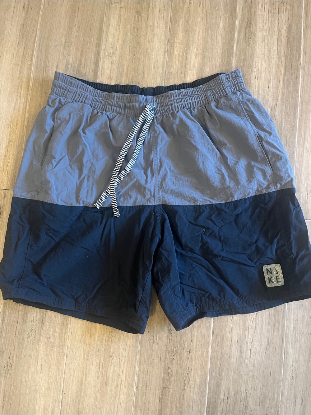 NWOT Nike Men’s Color Block Swim Trunks M